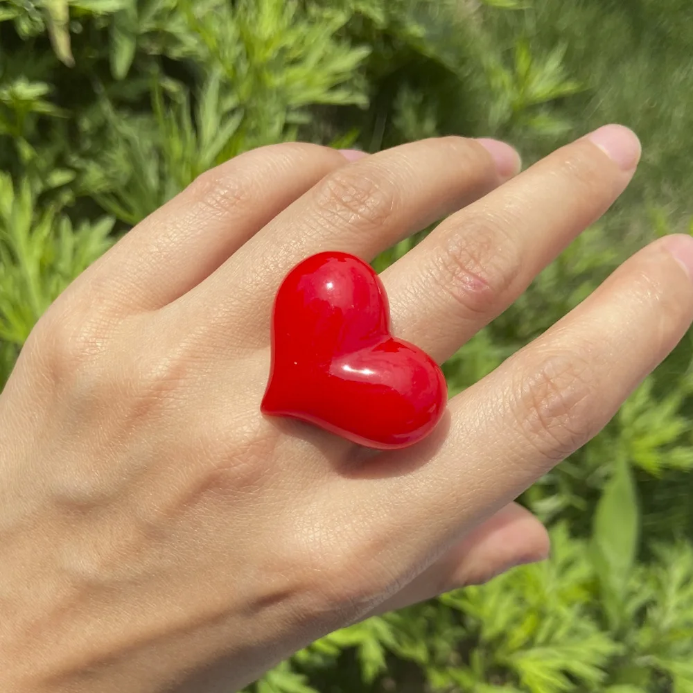 Cute Exaggerated Big Red Heart Rings for Women Girls Statement Resin Finger Rings Jewelry Gift Accessories