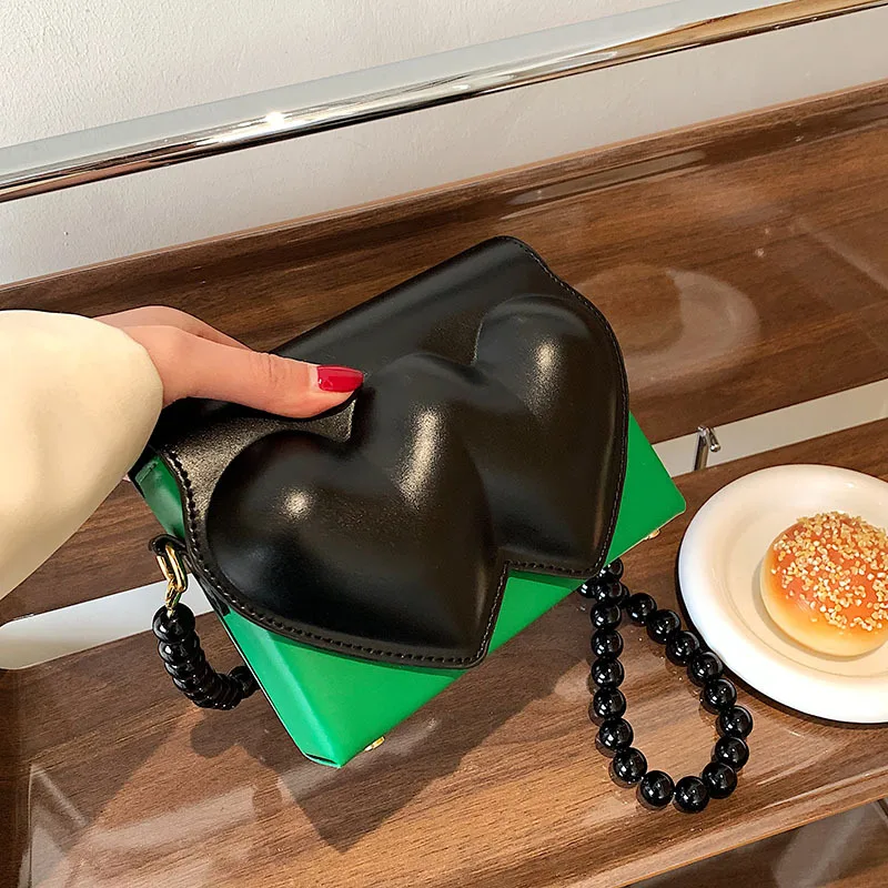 

Women Purses And Handbags Fashion Diamond Love Heart Shape Shoulder Bag For Female Chain Crossbody Bags Ladies Wedding Clutches