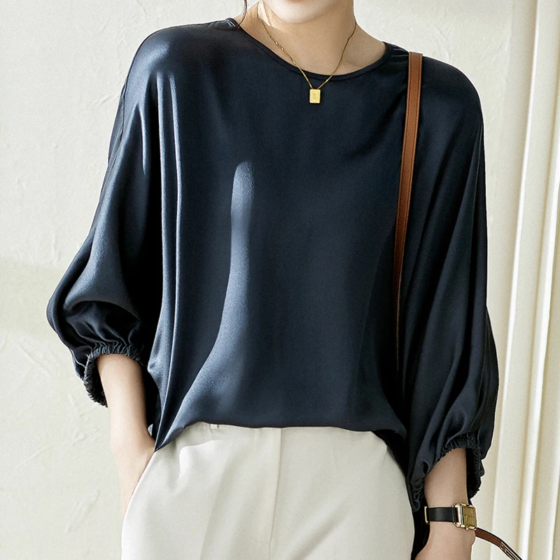 Женская атласная рубашка летучая мышь новинка весны и лета модный простой