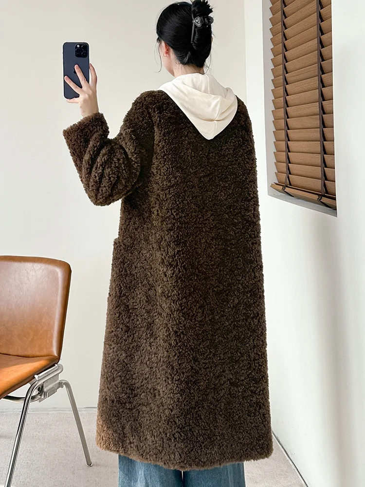 Пальто из натуральной овечьей шерсти женская верхняя одежда на меху зима 2024