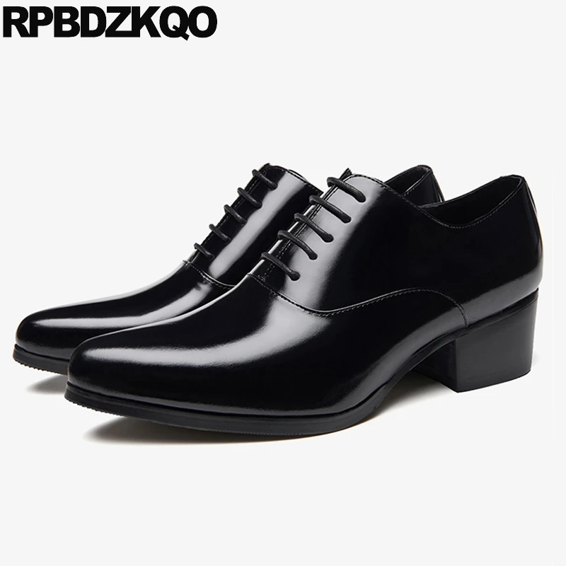 

Блочные модные свадебные оксфорды, шнуровка, Воловья кожа, лакированная кожа, мужские свадебные Популярные Искусственные туфли с острым носком, низкий каблук, обувь среднего размера
