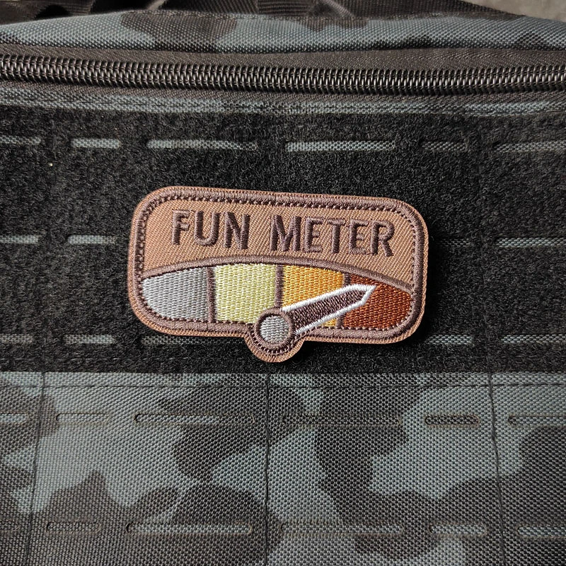 FUN/SUCK METER Embroidery Patches Red Orange Yellow Green Directional Arrow Badges For Clothing Backpack Garment Accessory |
