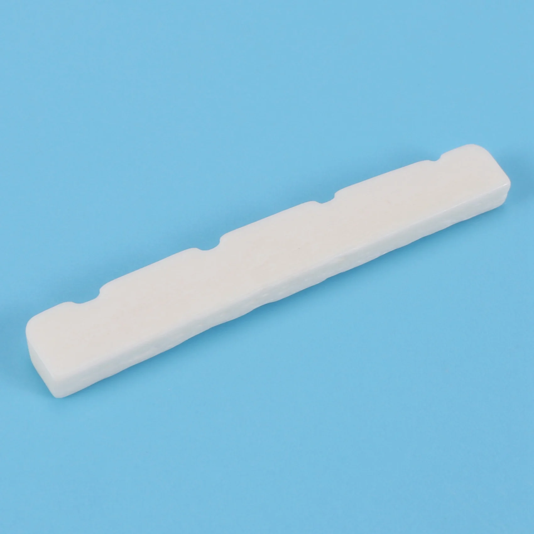 Прорезанная изогнутая костяная басовая гайка для 4-струнных струн PB Precision 4 2x3 2x4 6/4