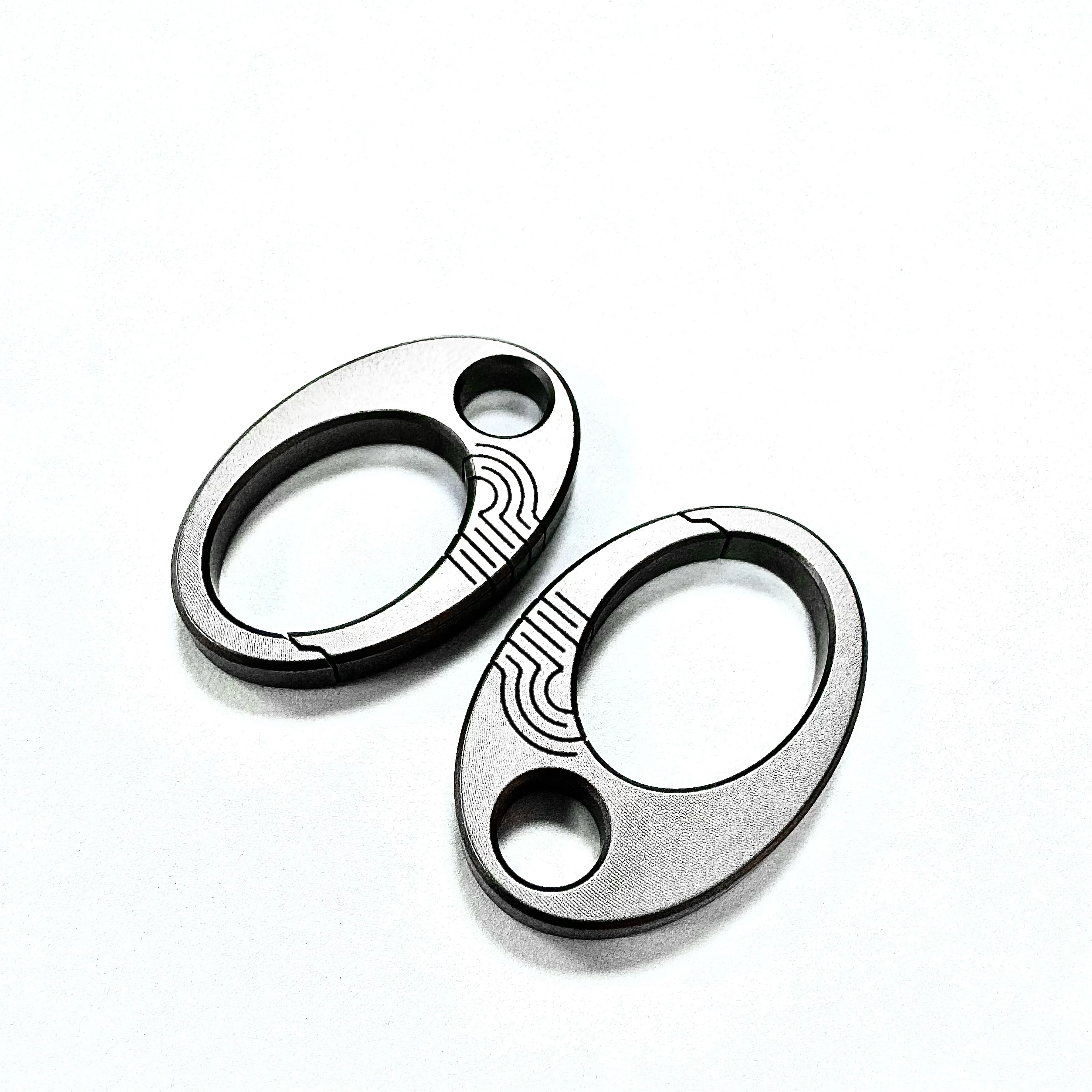 Брелок из титанового сплава овальная уникальная текстура кольцо для ключей