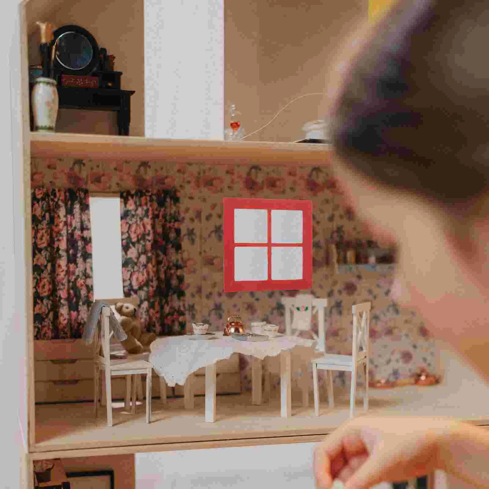 Рисунок 4 - Деревянные миниатюрные инструменты