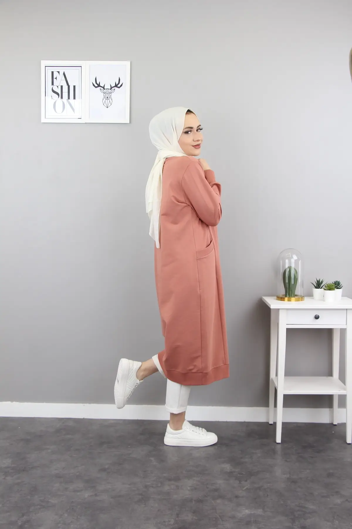 

Women's Pink Hijab run dry Cell of taylor Long Sweatshirts Women Muslim Sweatshirt 2021 Fashion
