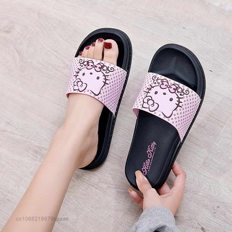 Sanrio Hello Kitty Shoes Soft Homewear Women Luxury Slippers Summer Flat Shoe Thick Bottom Female Fashion Sandals Cute Slippers