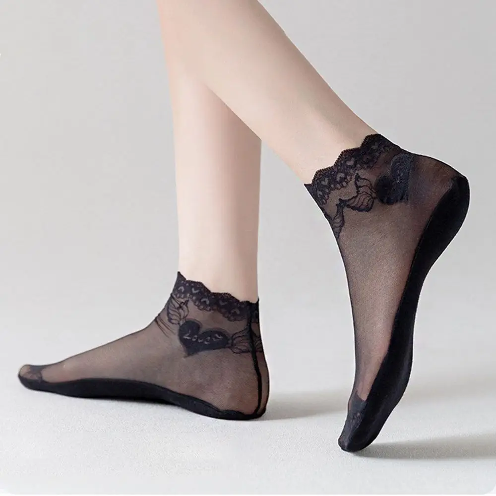 

Новинка, женские весенне-летние кружевные носки, тонкие дышащие носки до щиколотки с оборками, мягкие эластичные носки, сетчатые носки с выр...