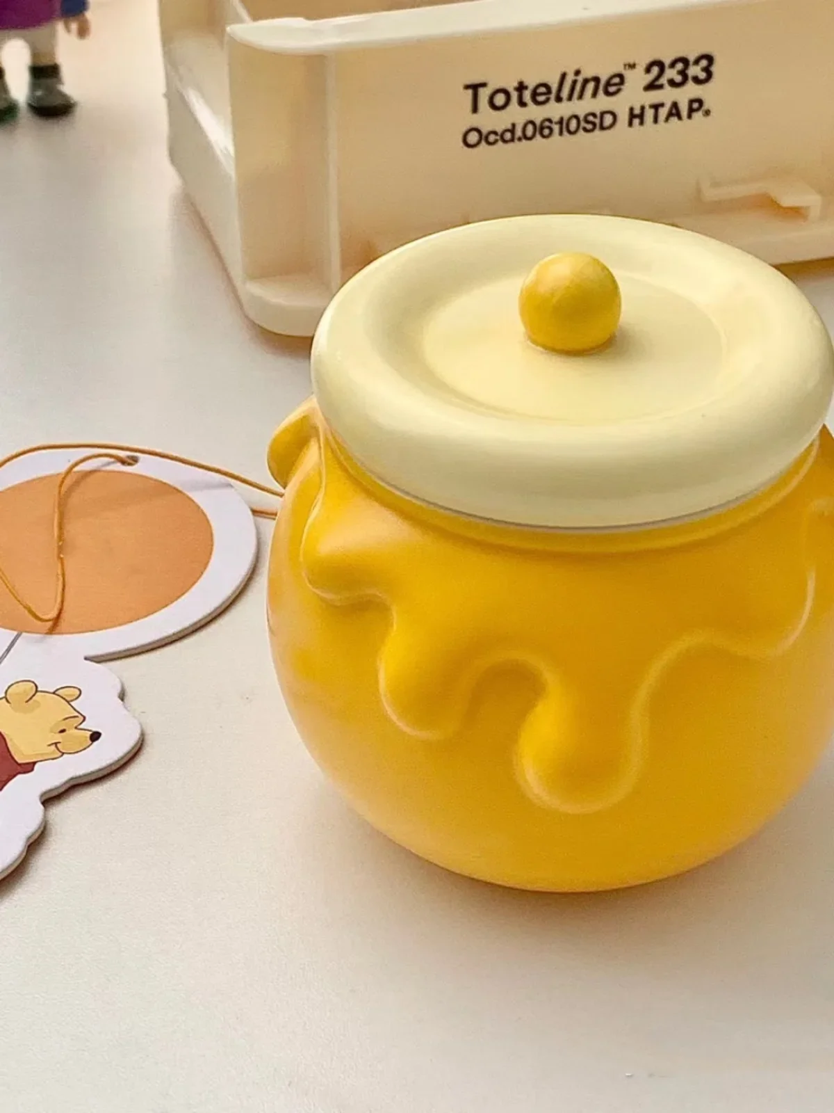 Точка пунктуации такая же ароматическая свеча Винни-Пух слоеный медовый горшок