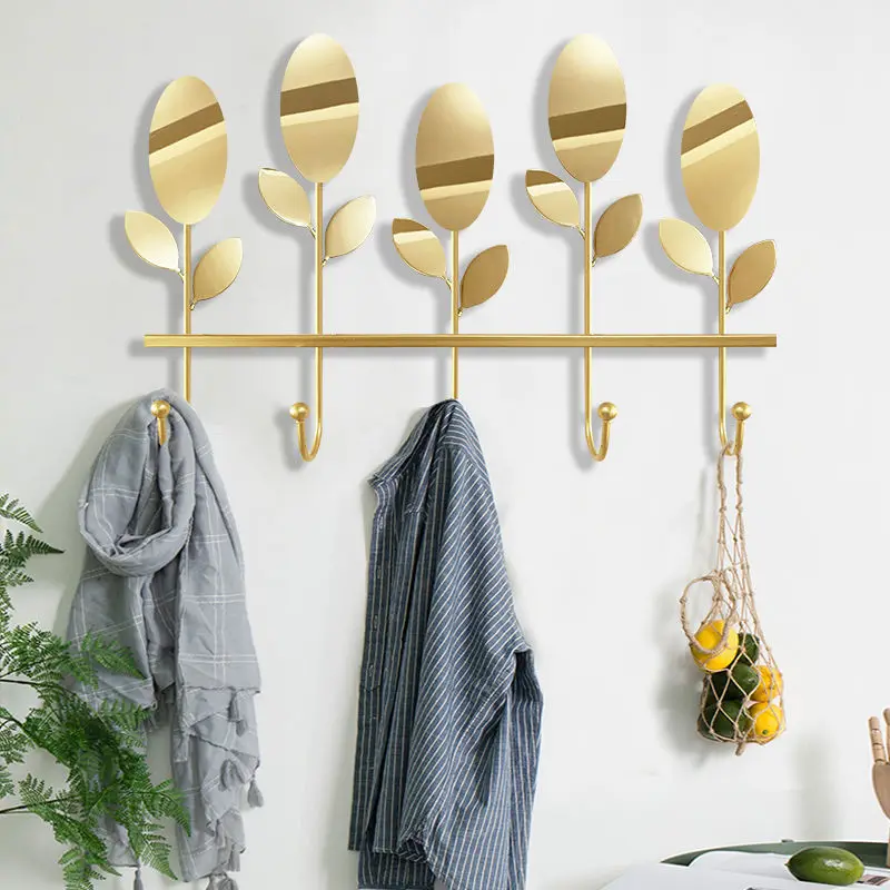

Oval Flower Iron Hook Free Perforated Clothes Hook Metal Door Back Entrance Coat and Hat Wall Hanging Wall Hanging