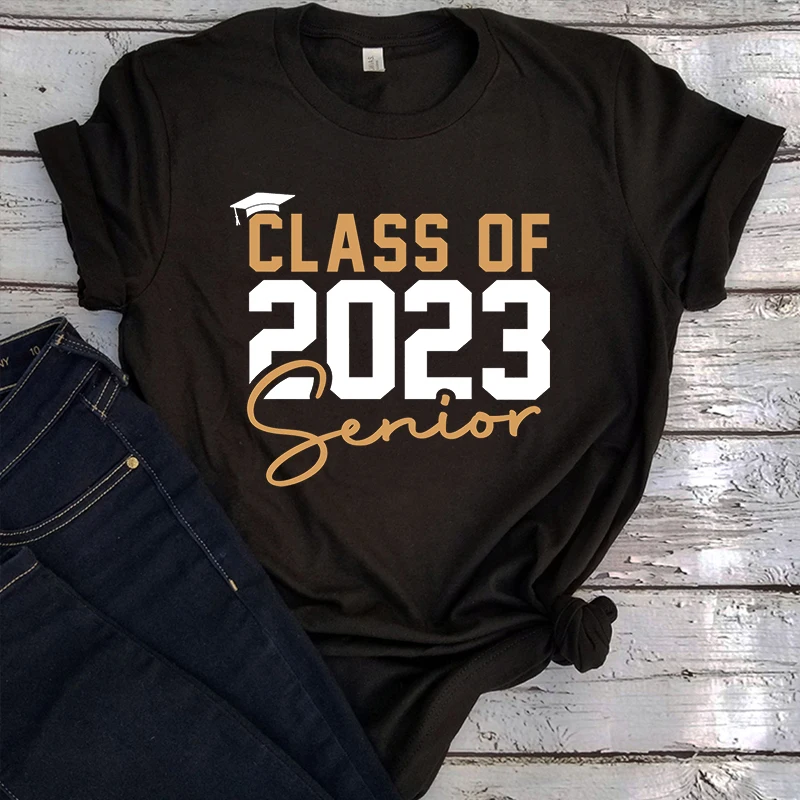 

2023 футболка для пожилых людей класс 2023 топы для пожилых женщин рубашка для выпускного вечера Женская рубашка для старшей школы футболки с графическим принтом для университета m