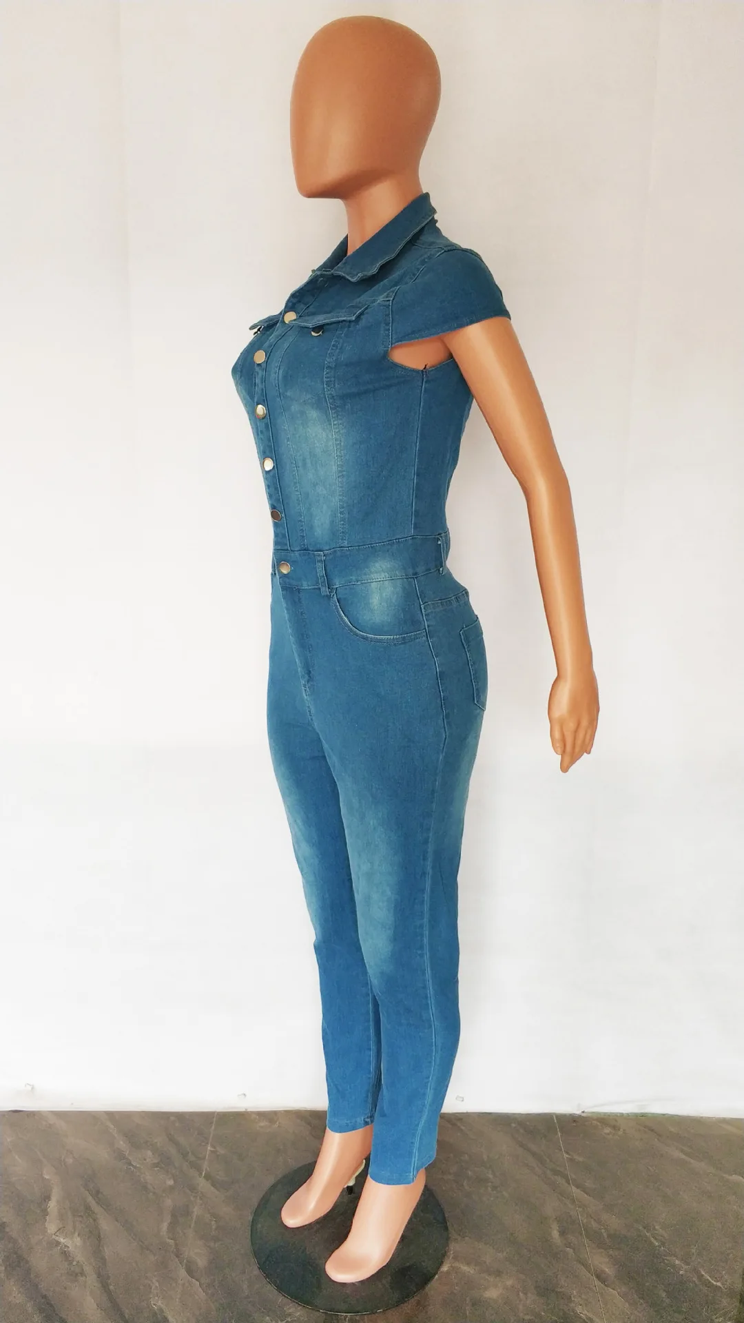 Summer Fashion Denim Jump Suits for Women Single-breasted Sleeveless Lapels Slim Fit Jumpsuits Streetwear Casual Womens Clothing