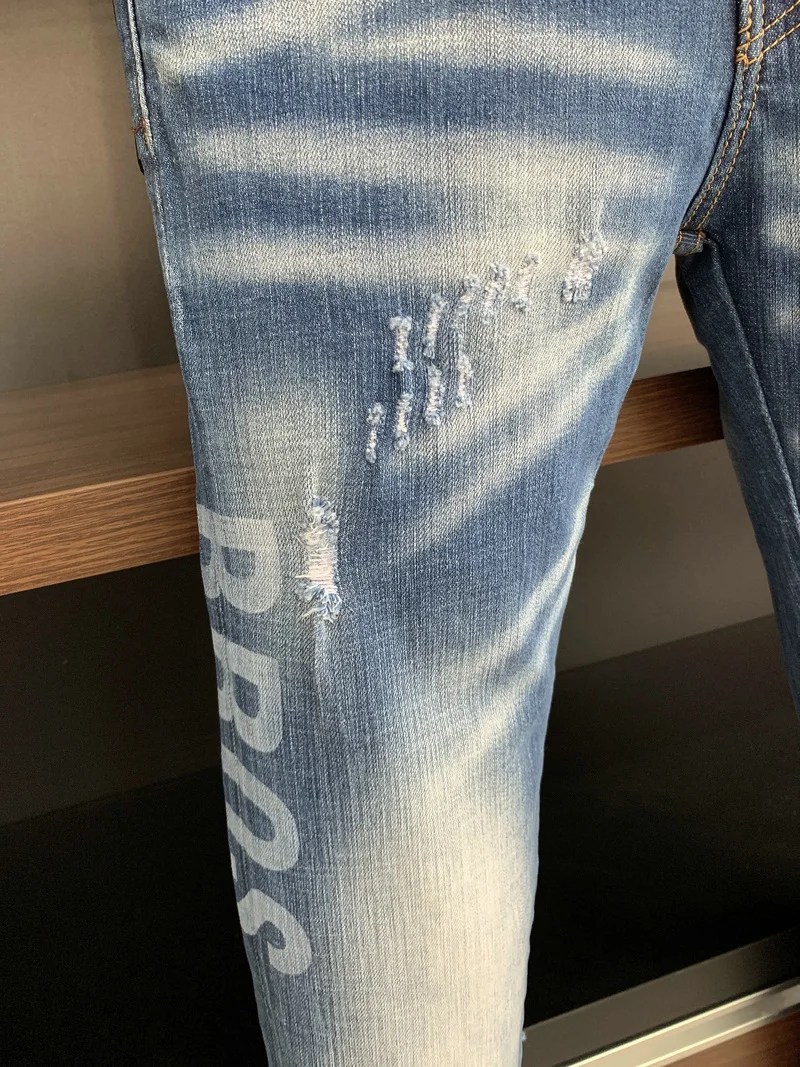 DSQUARED2 Men's/Women's Washed Blue Simple Slim-Fit Stretch Hole Patch Jeans 9710