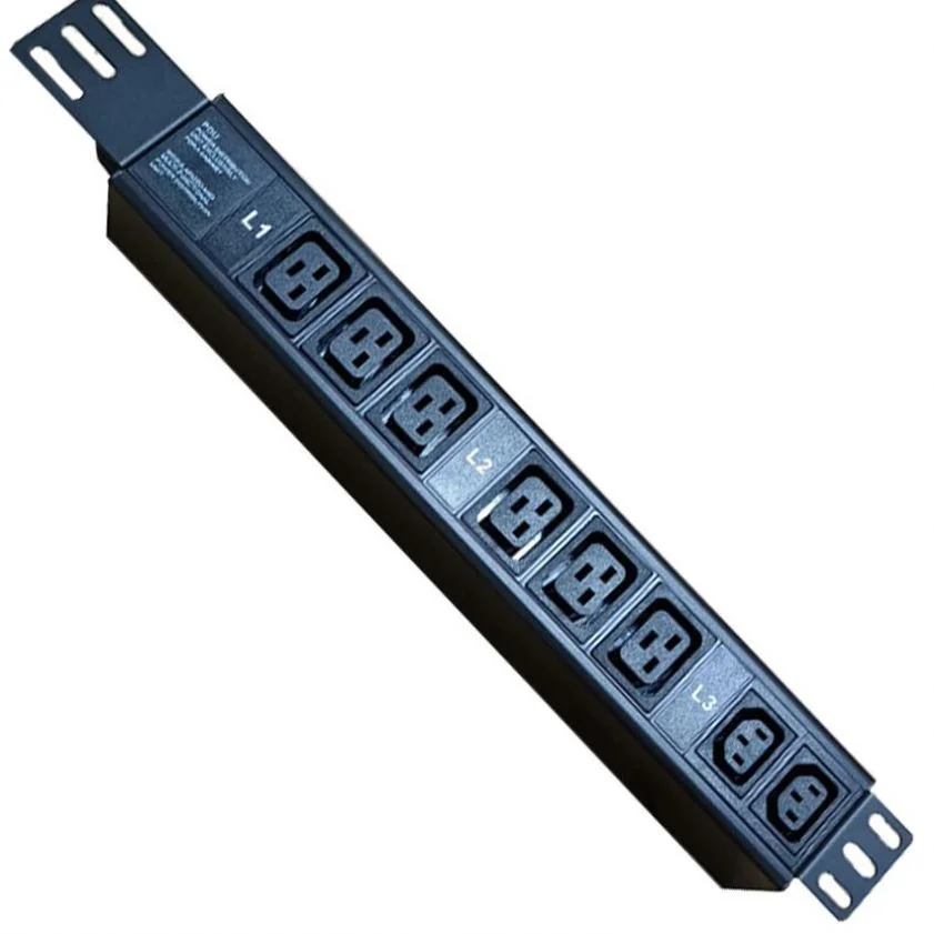 

3 фазы, 380 в, 415 в, C13 и C19, 30 а, 240 в, 8 портов