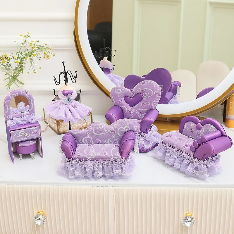 

Design jewelry box to receive a box of large capacity web celebrity with mini european-style furniture purple heart flower bud