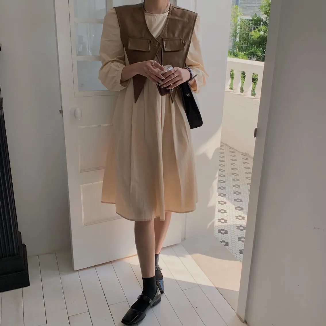

Plus Size 4XL Women PU Shawl Vintage Dress Solid Long Sleeve High Waist Loose Female Large 2022 New Spring Pleated Party Dress