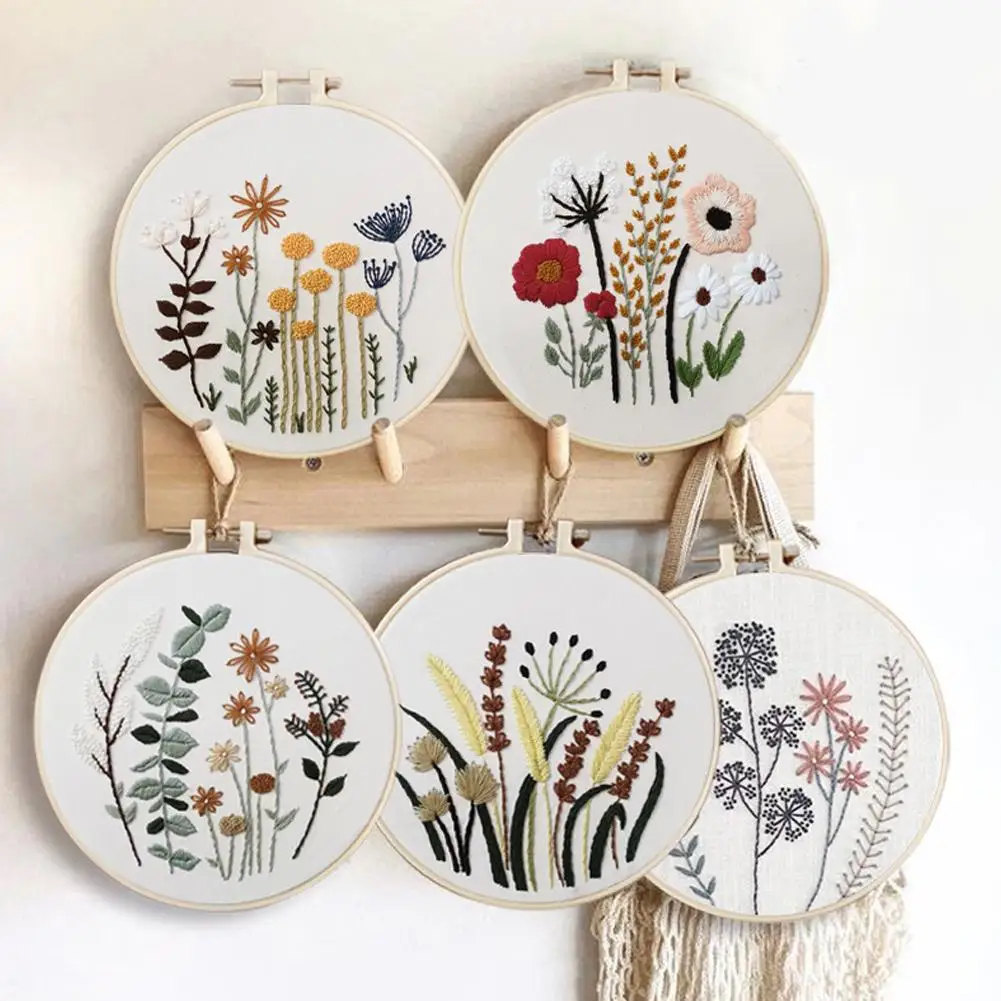 

Embroidery Starter Kit For Beginners Cross Stitch Diy Stamped Embroidery with Floral Pattern Embroidery Hoop Ring Color Threads