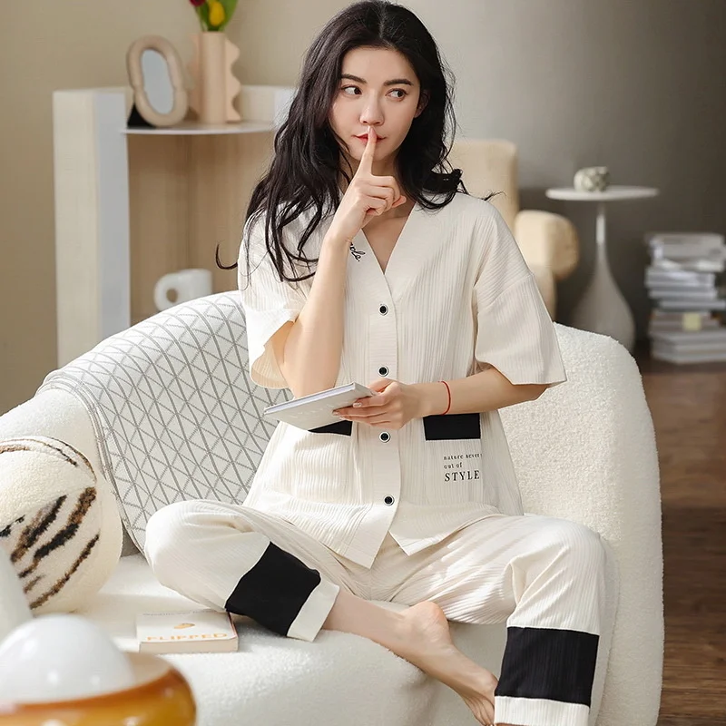 new spring pajamas, women's summer v-neck cardigan, short sleeved trousers, loose, large  thin home clothes can be worn outside