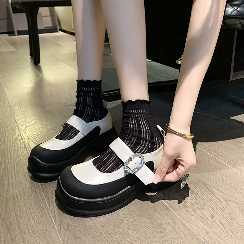 

Thick soled shallow cut Mary Jane shoes for women in spring and summer 2023, new single shoes, autumn small leather shoes