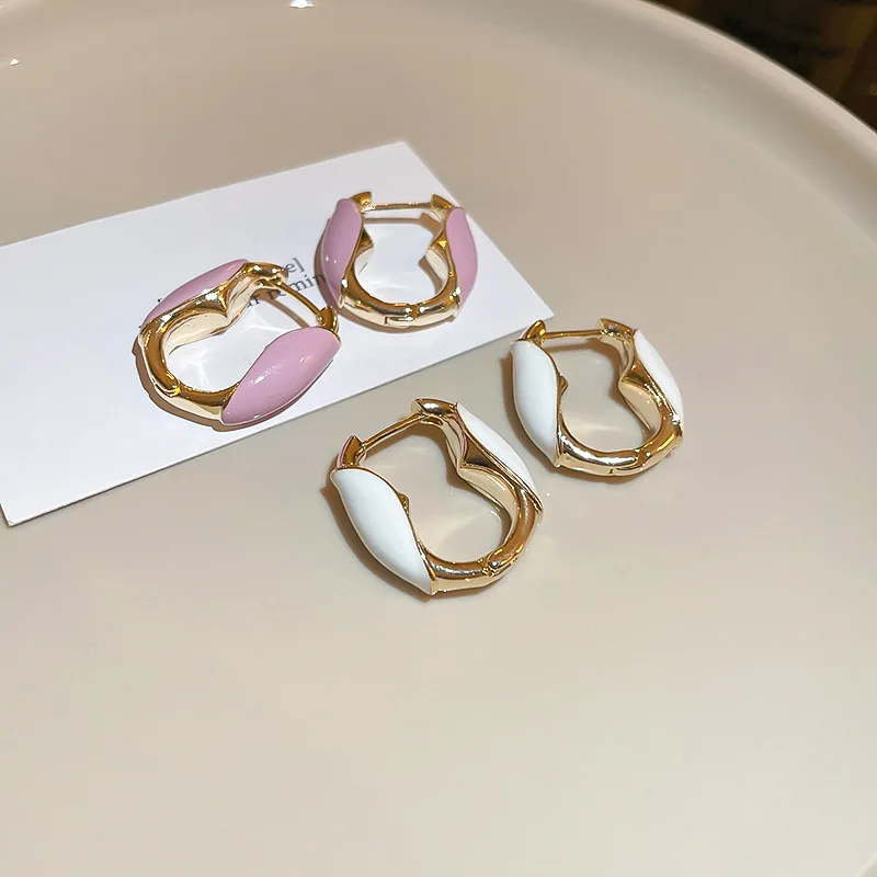 

Minar Minimalist White Purple Color Enamel Hoop Earrings for Women Hollow Out U Shape Geometric Statement Earring Party Jewelry