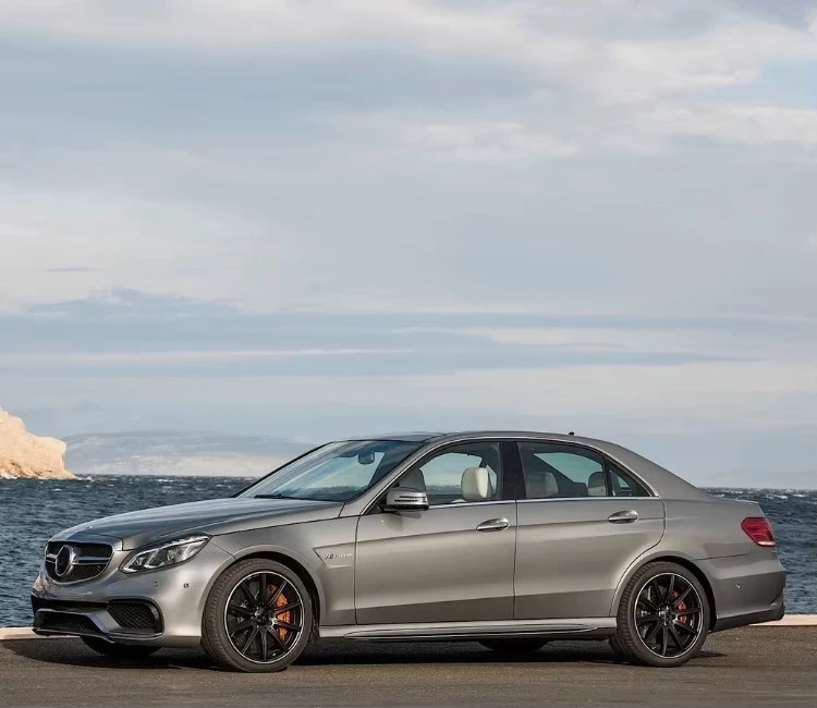 Фото Полный комплект обвеса для E-Class W212 2009-2013, обновление до стиля E63: передний и задний бамперы, решетка радиатора, блок фар №3