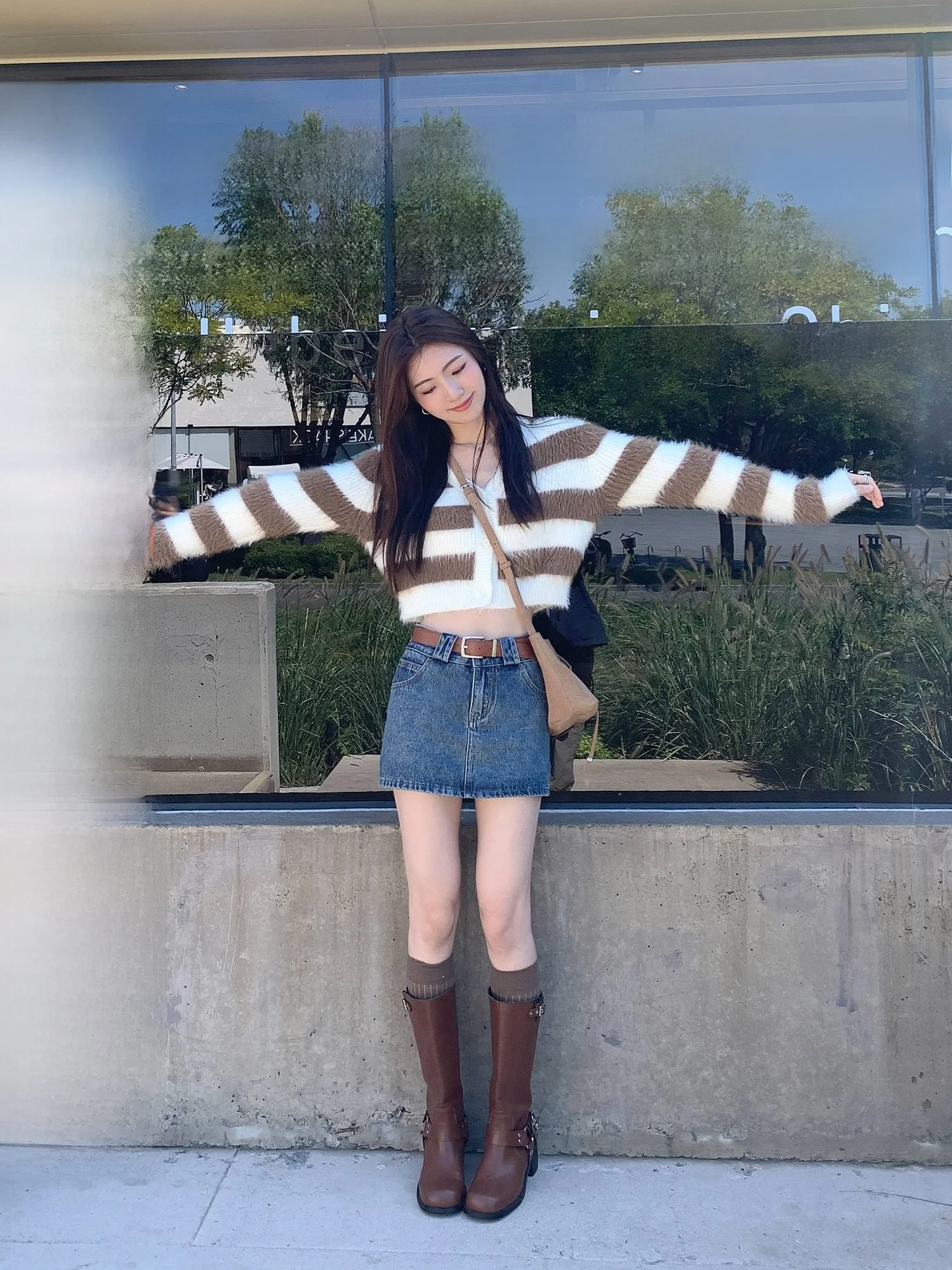 Женский свитер Mulvan с v-образным вырезом в виде норки осень-зима 2023 ленивый