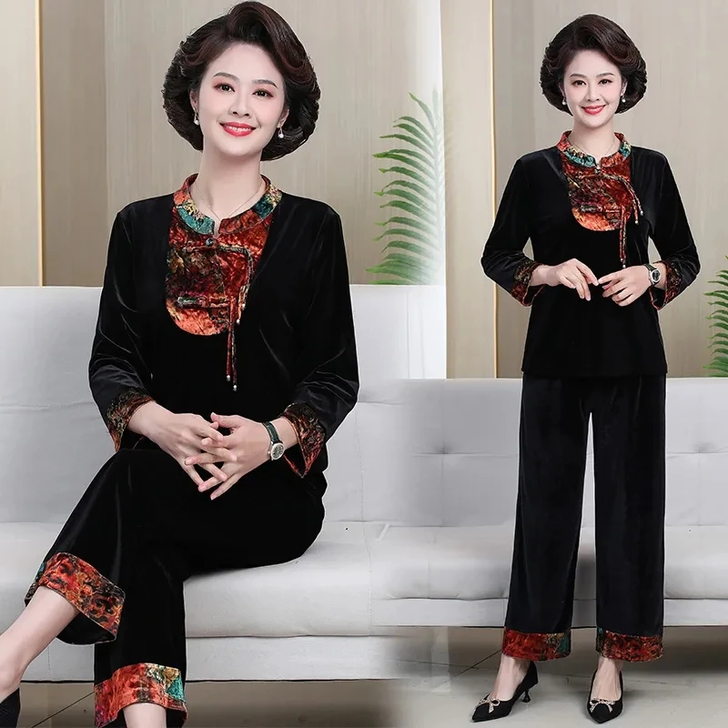 Женский бархатный спортивный костюм-двойка в этническом стиле