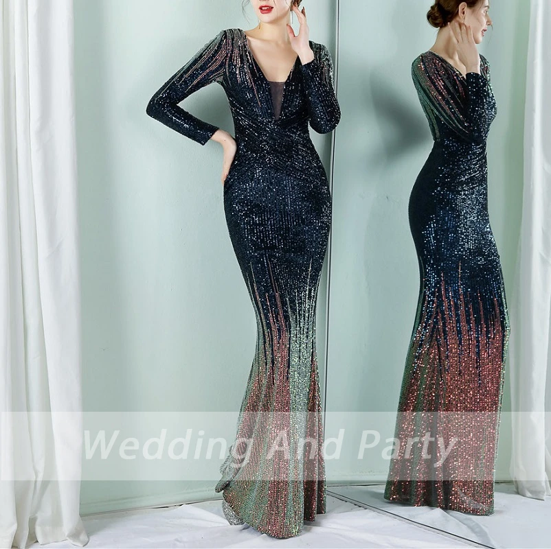 

Длинное вечернее платье с V-образным вырезом и длинным рукавом