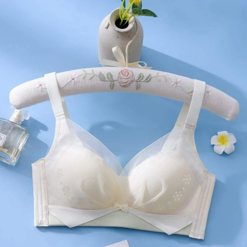 

Summer Underwear Women's Thin Breathable Hole Cup Anti-sagging Gathers The Breasts Without Steel Ring Big Breasts Show Small Bra