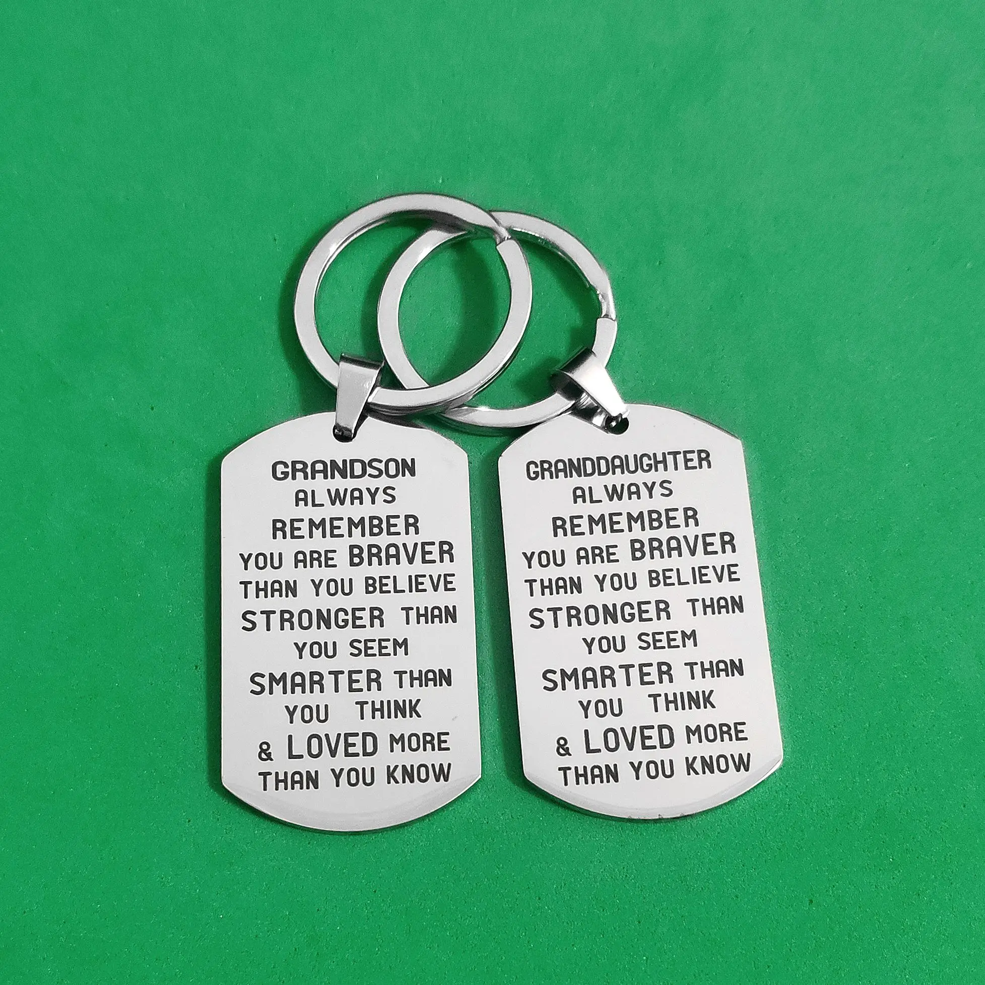 

Military Tags Keychain for Car Keys Gift to Granddaughter Grandson Keyring Stainless Steel Creative Birthday Thanksgiving Holder