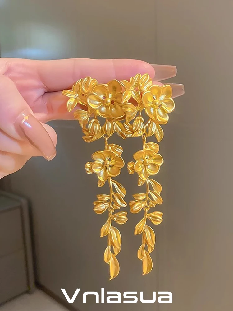[Vnlasua] Retro Exaggerated Three-Dimensional Flower Long Earrings Vintage Gold Light Luxury Shoulder Sweep