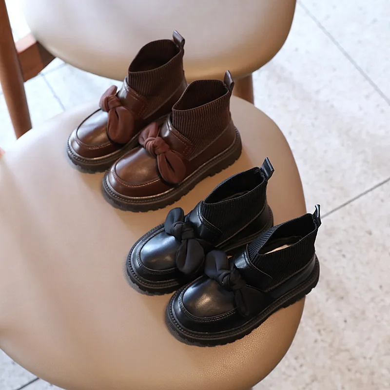 

Корейские модные ботинки для девочек, однотонная обувь, новинка 2022, вязаные кожаные ботинки на платформе, милые и милые теплые шикарные боти...