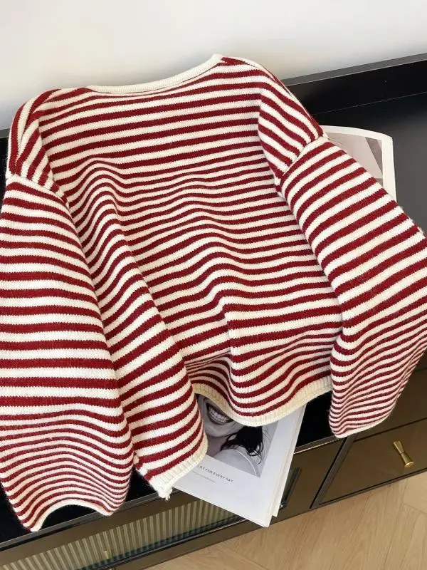 Вязаный свитер больших размеров в красную полоску для женщин 2024 осень и зима