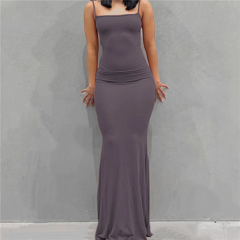 

Женское длинное платье с открытой спиной, на бретелях