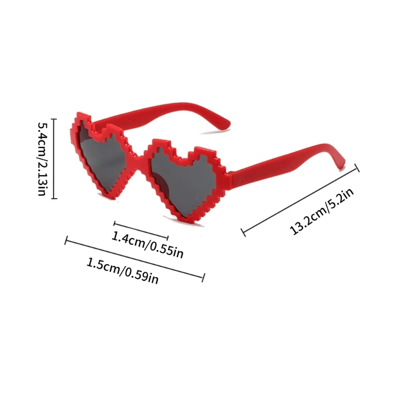 Модные уникальные солнцезащитные очки в пиксельной оправе форме сердца для