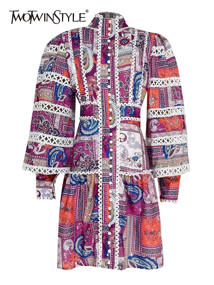 

Женское платье с вышивкой TWOTWINSTYLE, разноцветное мини-платье с воротником-стойкой, длинным рукавом и высокой талией, весенняя одежда