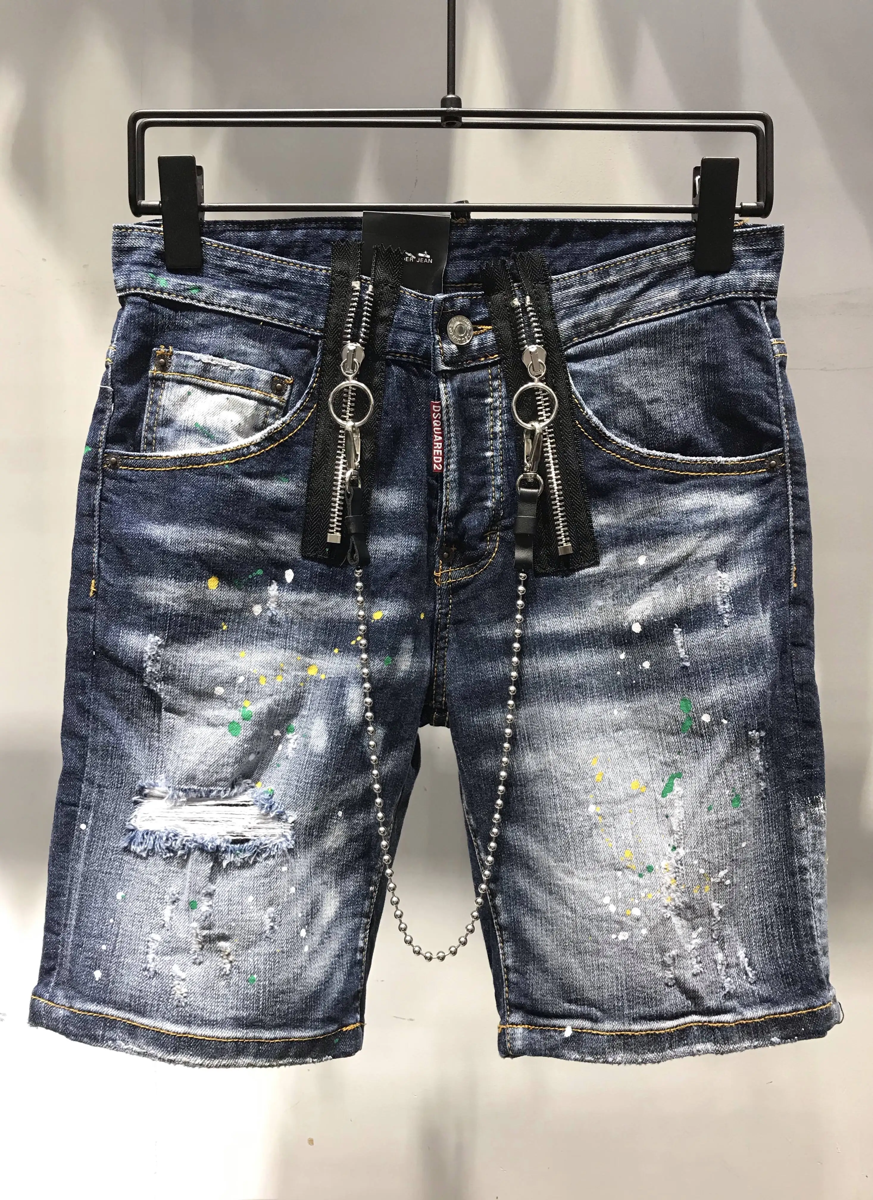 

New DSQUARED2 Brand Couple Denim Fashion Shorts Summer Casual Slim DSQ Print Ripped Shorts Hip Hop Chain Denim Shorts 9613
