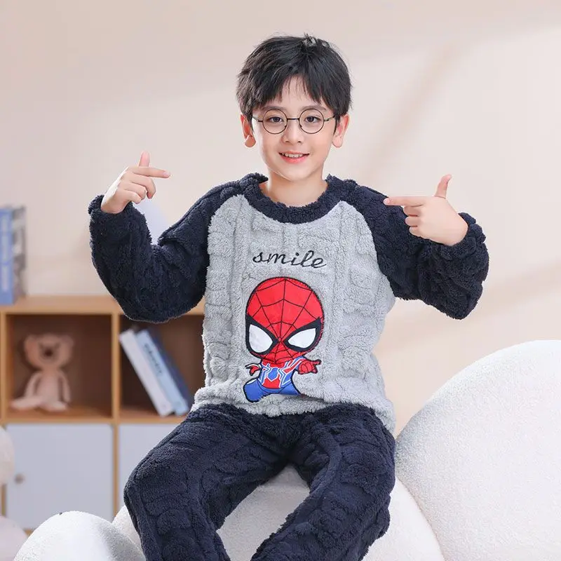

Осенне-зимние плюшевые фланелевые пижамы Marvel Мстители мультфильм Человек-паук детская повседневная и удобная домашняя одежда