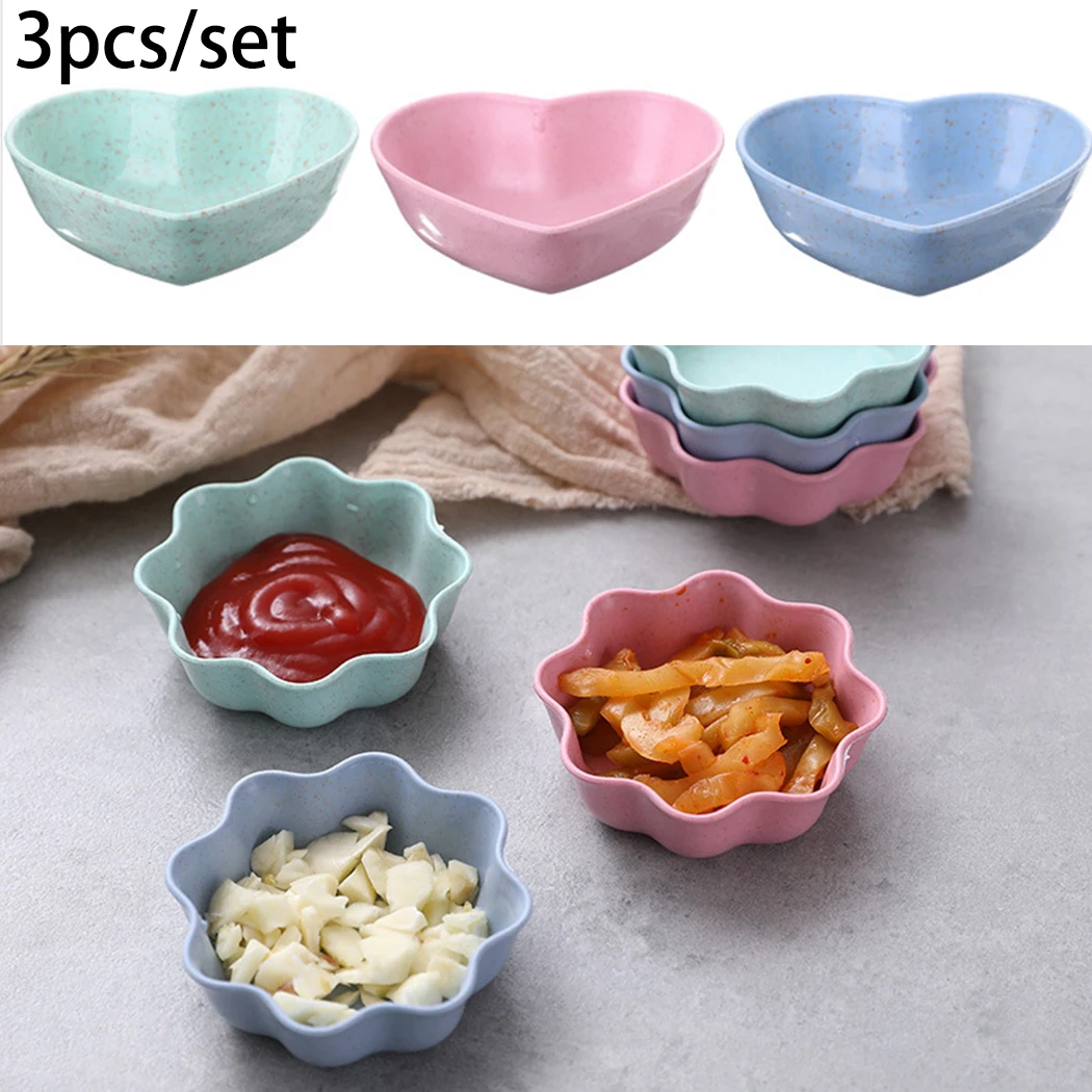 

3/4Pcs Creative Heart-shaped Kitchen Food Sauce Dish Sauce Seasoned Mustard Wheatgrass Bowl Sauce Saucer Snack Plate