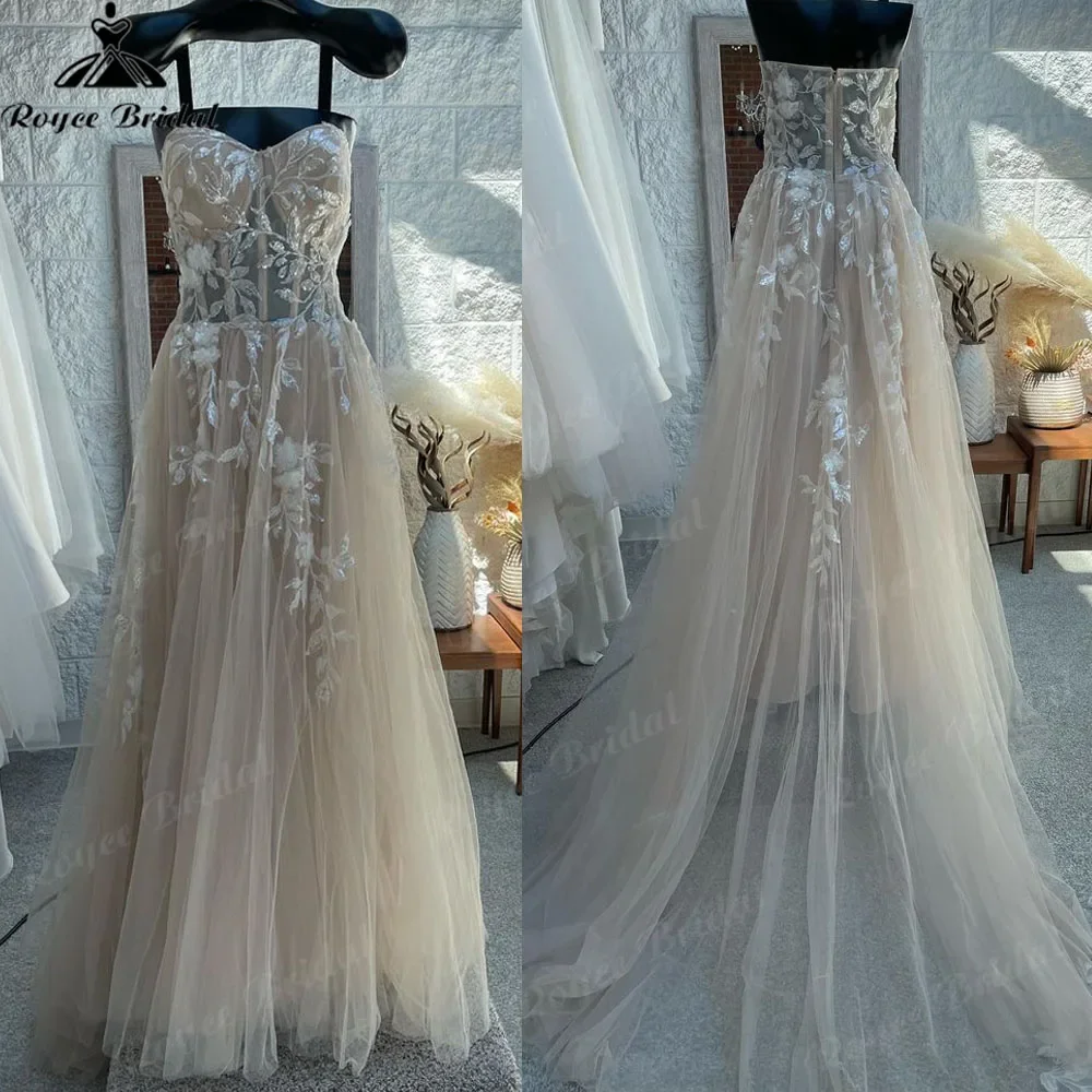 Гражданское свадебное платье в стиле бохо цвета шампанского с блестящим