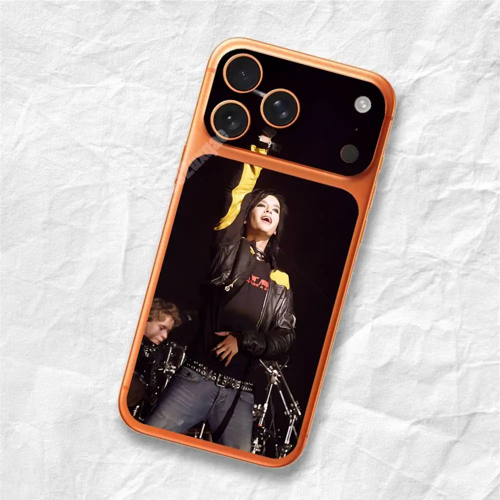 Фото Съемная УФ-пленка Tokio Hotel B-Bill K-Kaulitz для iPhone 17 Pro 17 ProMax, гидрогелевая наклейка №3