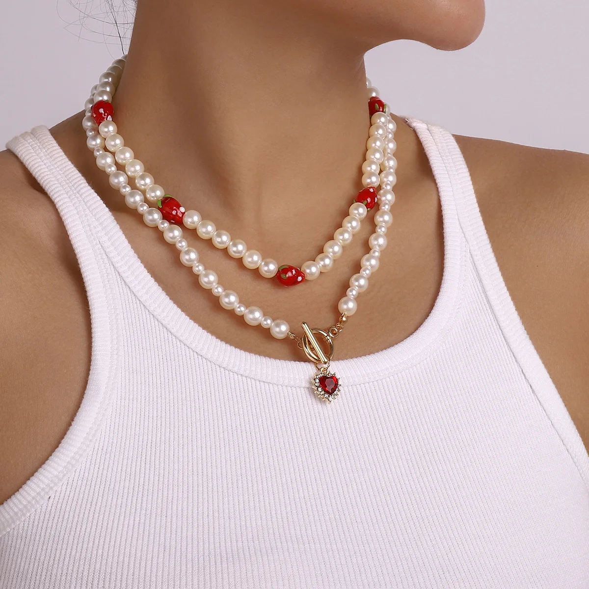 

Red Crystals Bohemia Korean Cute Colorful Strawberry Pearl Heart Pendant Choker Resin Pearl Beaded Necklace for Women Girls