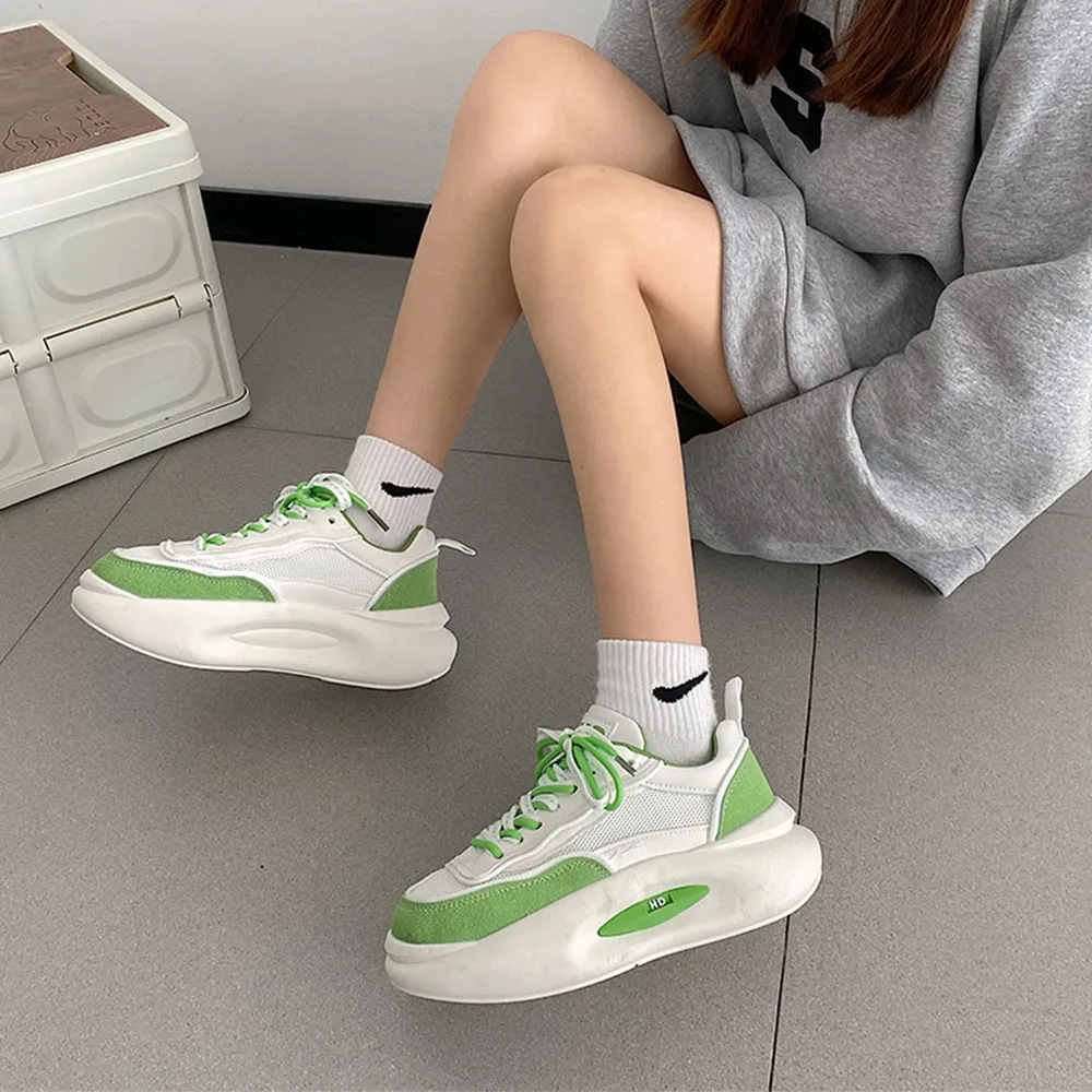 

White Daddy Shoes Ladies 2022 New Autumn Breathable Mesh Heightened Thick Bottom Running Casual Shoes Sneakers