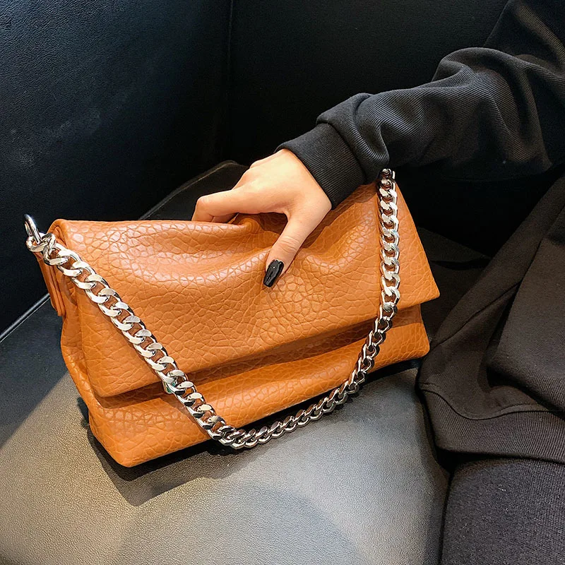 

Vintage Chains Women Shoulder Bags Designer Lady Handbags Retro Matte Leather Crossbody Bag Small Flap Female Purses 2022 Sac