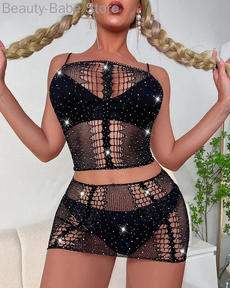 

Women Sexy Solid Color Rhinestone Design Hollow-Out Lingerie Set