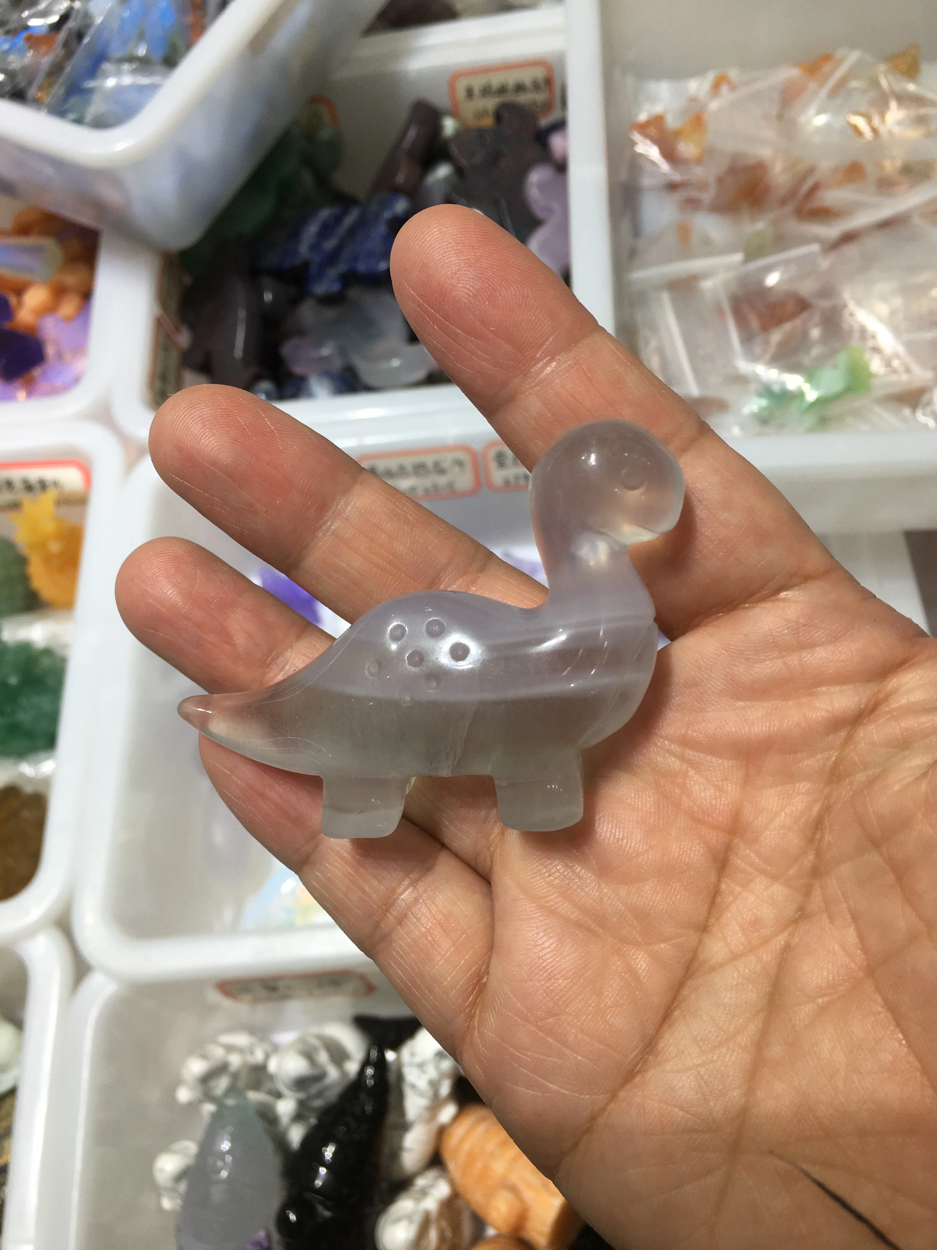 

Динозавр из натурального кристалла