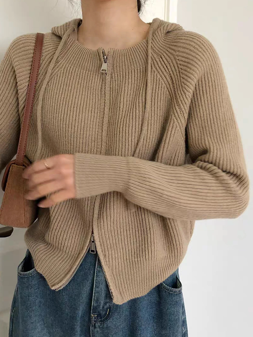 

Solid Simple Short Cardigans Woman Autumn Hooded Zipper Cozy Sweaters Femme Casual Pullover Vintage Classic Jumper Tops 2022