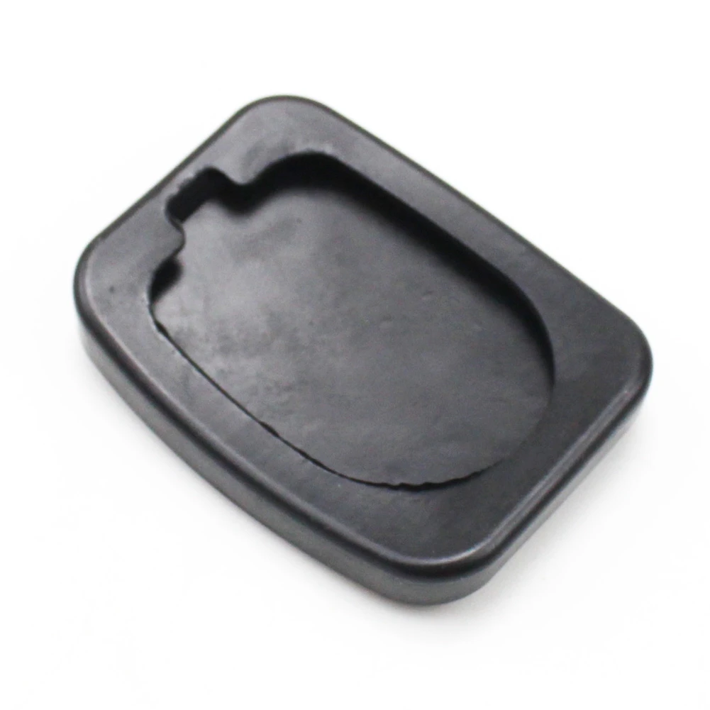 2 шт. накладки на педали тормоза и сцепления 49751-58J00