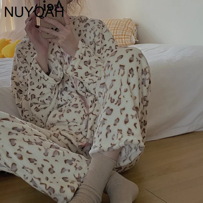 

Фланелевая леопардовая Пижама женская зимняя Милая Домашняя одежда топ с капюшоном Теплый костюм