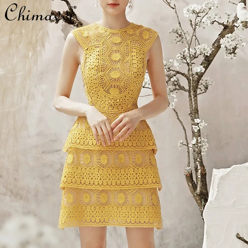 

New 2022 Summer Clothes Fashion Water Soluble Lace Slim Yellow Dresses Women Elegance Sleeveless Short Multi-Layer Cake Dress